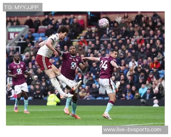 阿森纳前场定位球险情加布里埃尔头球击中横梁赖斯补射被挡