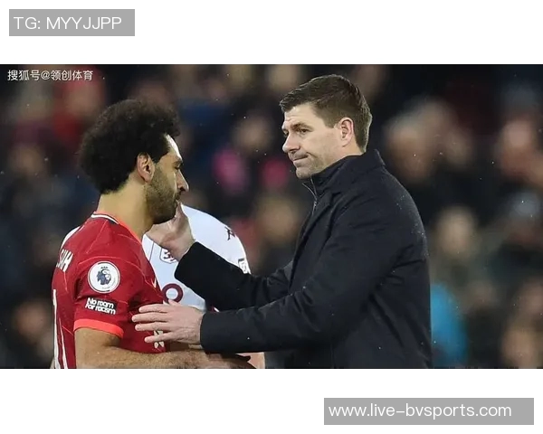 杰拉德盛赞赖斯身材完美呼吁利物浦当初应引进这位中场天才